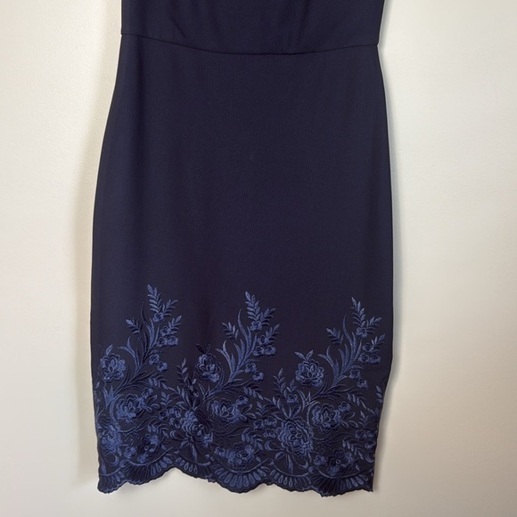 Betsey Johnson Women's Navy Blue Scuba Crepe Embroidered Midi Dress Size 8 - Picture 5 of 10